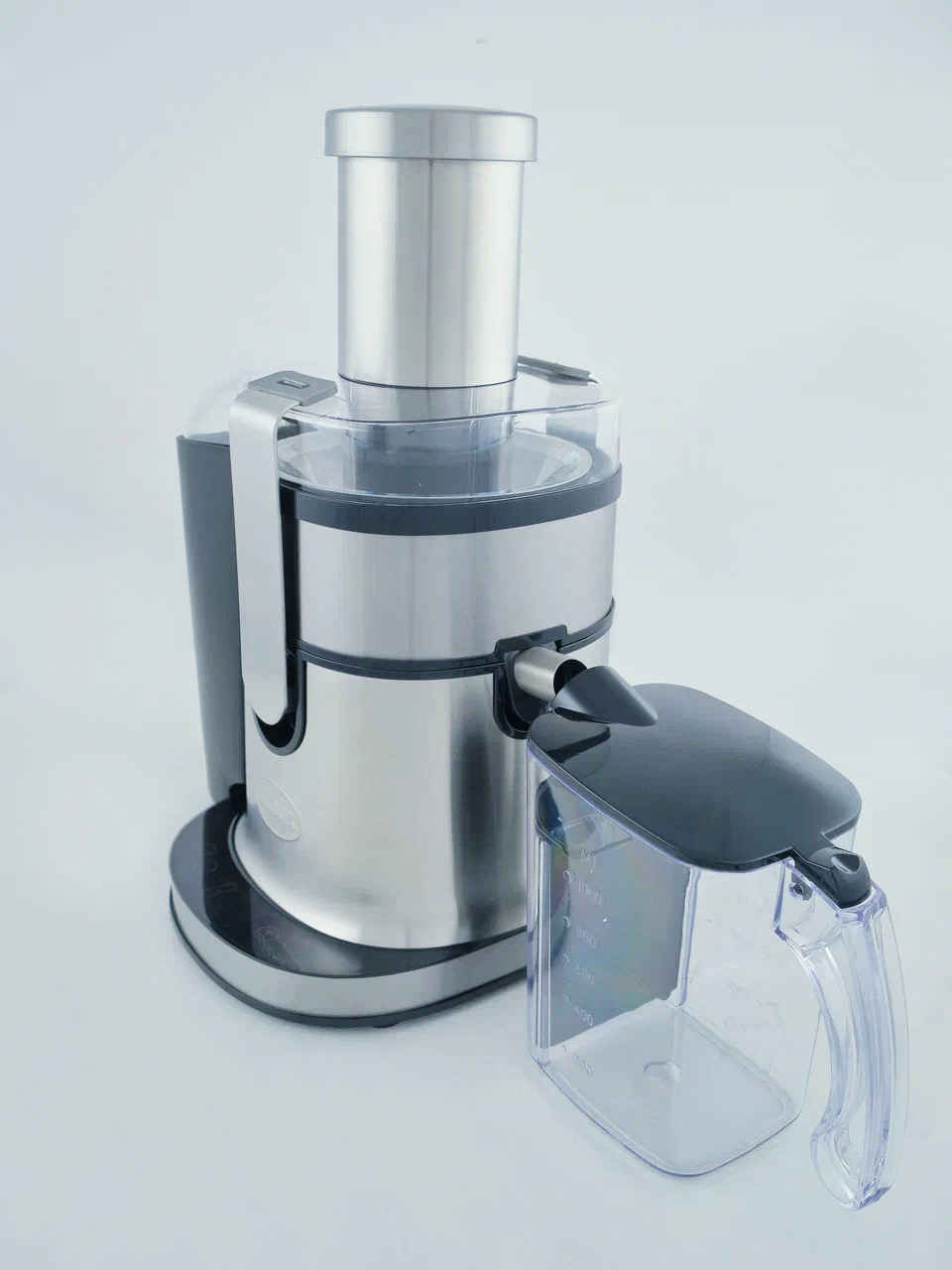 СОКОВЫЖИМАЛКА R.G.V. INDUSTRIAL JUICER MC4